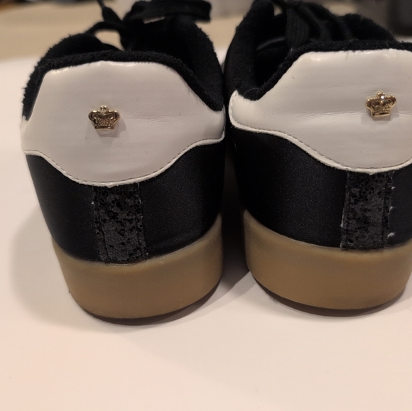 New Juicy Couture black and white sneakers with logo on side - size 9 Women's - Picture 7 of 8